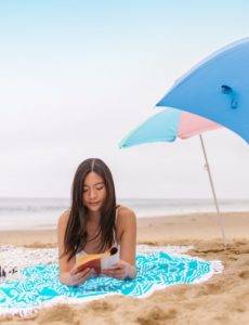 girl reading, signifying the importance of focused study